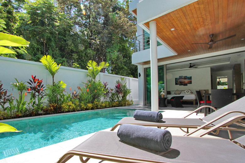 Ya Nui Beach Villa Pool